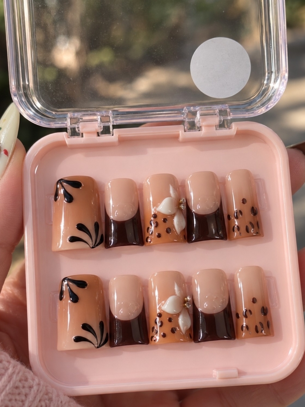 Warm COZY fall Blossom duck Presson Nails